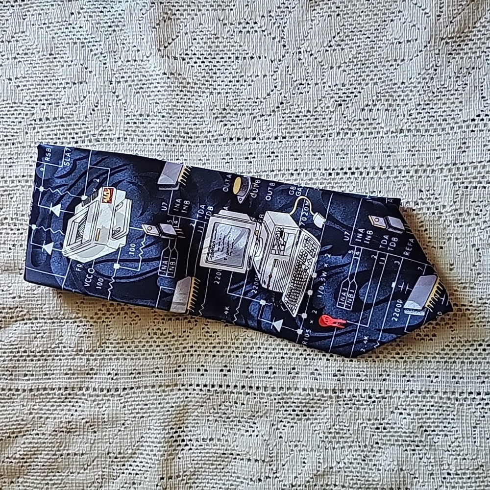 90's Computer Tie - Picture 3 of 5